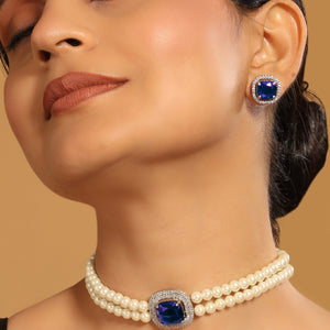 Blue Emerald Elegance Pearl Choker